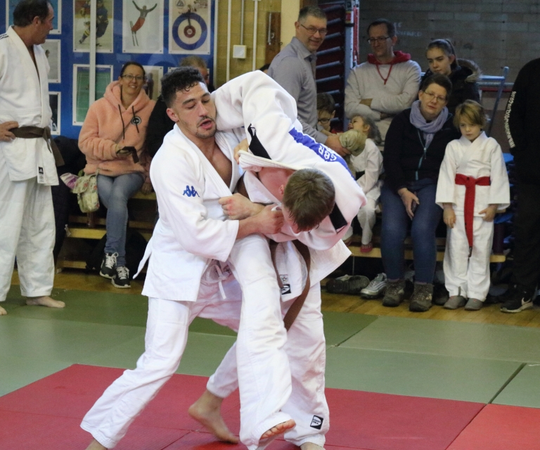 Ashley McKenzie Training Session 2019